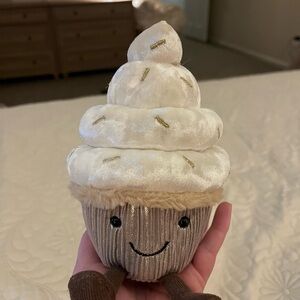 Rare Jellycat Cutie Cupcake